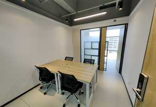 上海嘉定瓶装贺百岁天然矿泉水批发